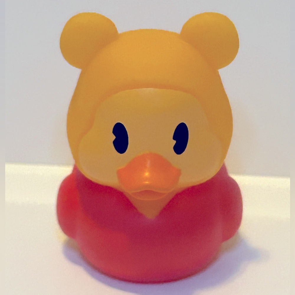 NEW!!! Original Disney Winnie The Pooh Rubber Duck (NWT)